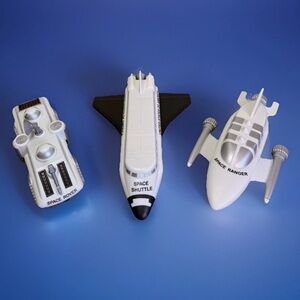 Popular Playthings Magnetic Mix or Match Vehicles: Space Explorer Set -Pre-Owned